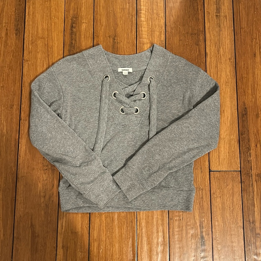 Garage Sweater🩶